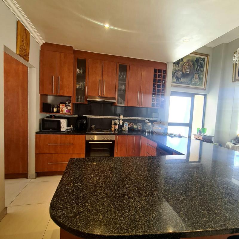 3 Bedroom Property for Sale in Eikenbosch Western Cape